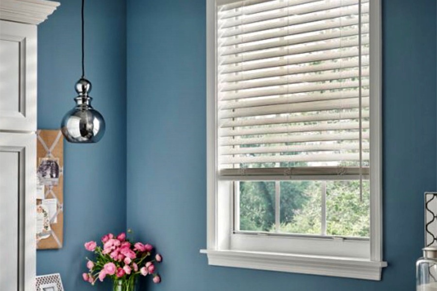 Horizontal 2  inch Fauxwood Blinds